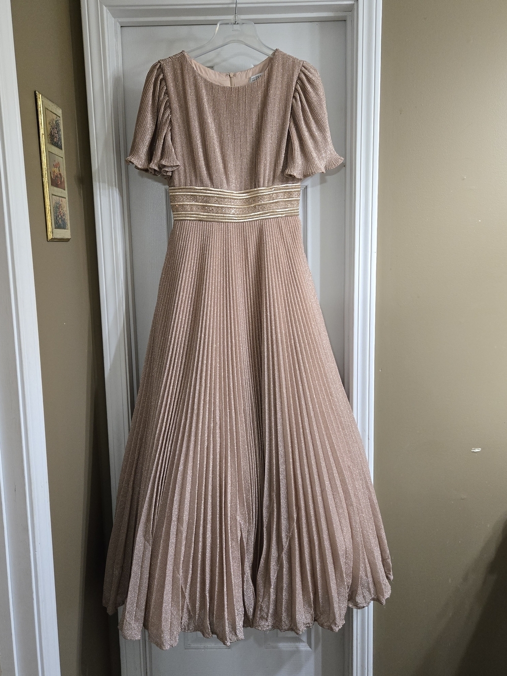 Ieena For Mac Duggal Gold Shimmer Formal Gown Size 4